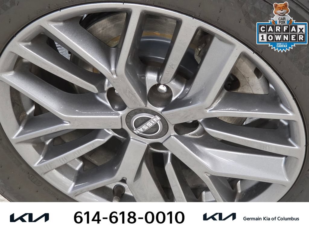 Used 2023 Nissan Rogue S FWD image 12