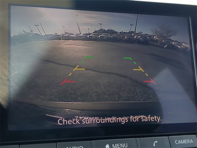 Used 2023 Nissan Rogue SV image 24