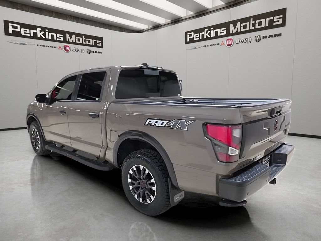 Used 2024 Nissan Titan PRO-4X w/ Pro-4x Convenience Package AWD/4WD image 3