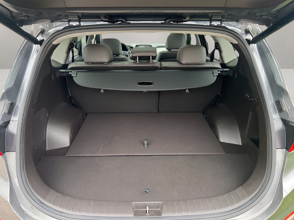 Used 2020 Hyundai Santa Fe Limited AWD/4WD image 10