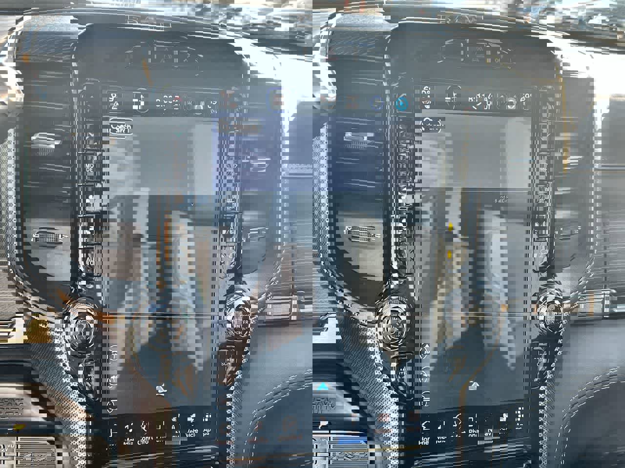 Used 2022 RAM 2500 Limited w/ Towing Technology Group image 14