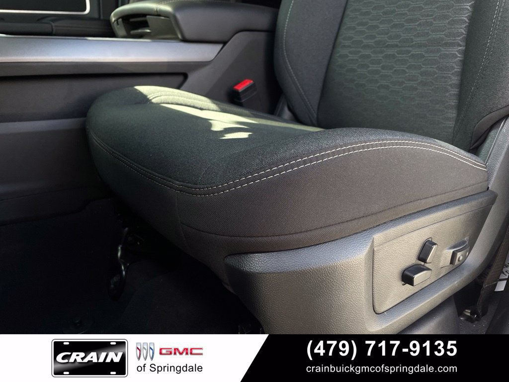 Used 2026 RAM 3500 Big Horn AWD/4WD image 23