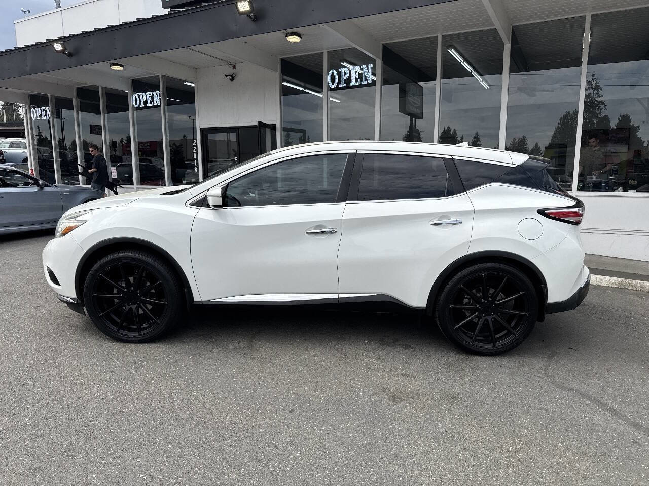 Used 2015 Nissan Murano S w/ Cargo Package FWD image 3