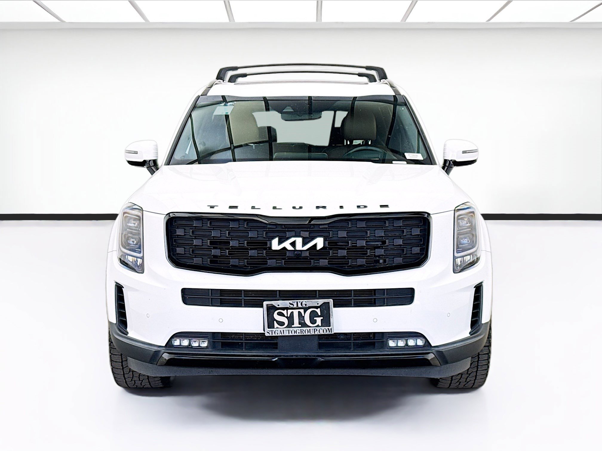 Used 2022 Kia Telluride SX w/ SX Prestige Package AWD/4WD image 2