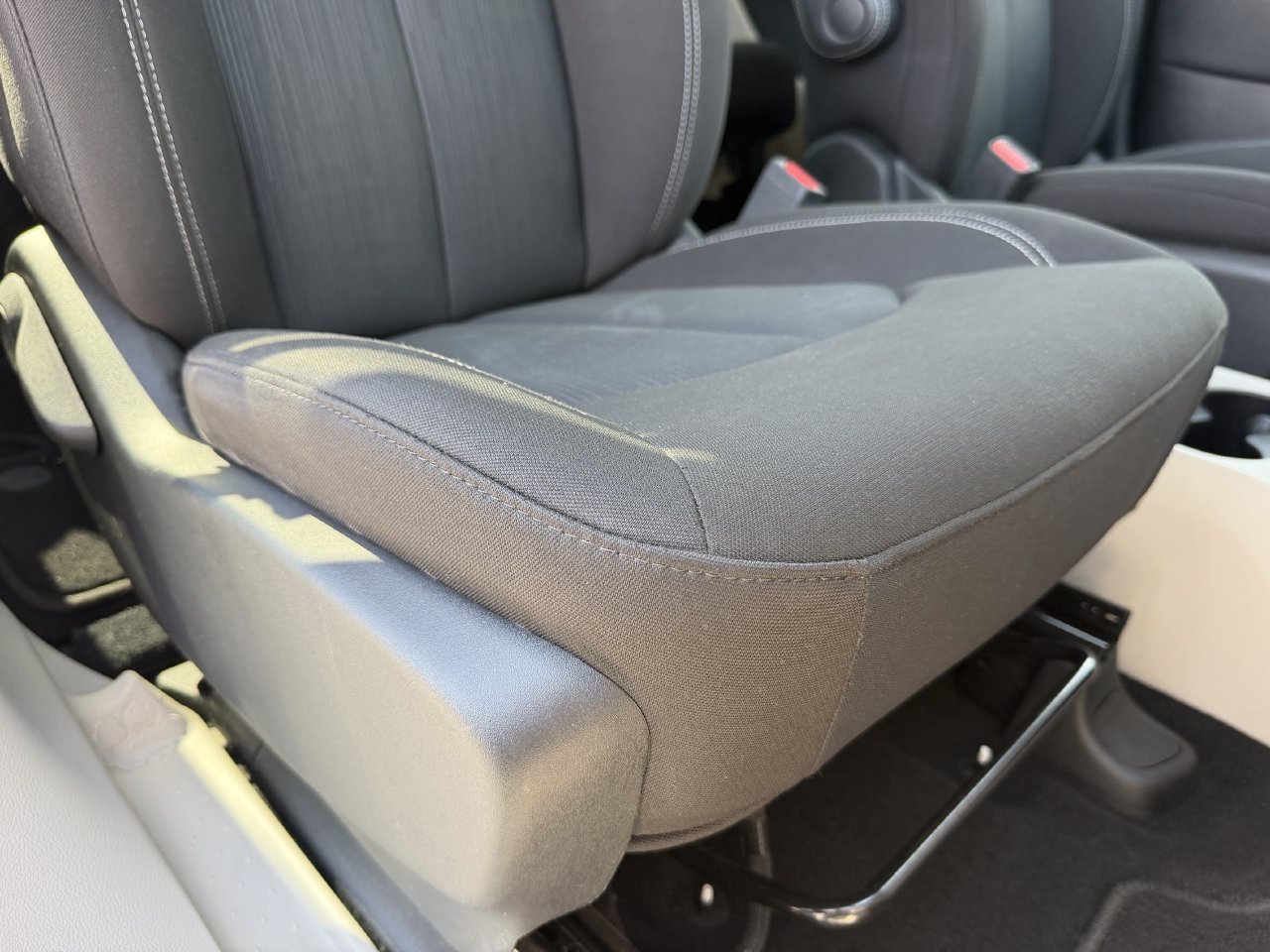 Used 2023 Chrysler Voyager LX FWD image 26