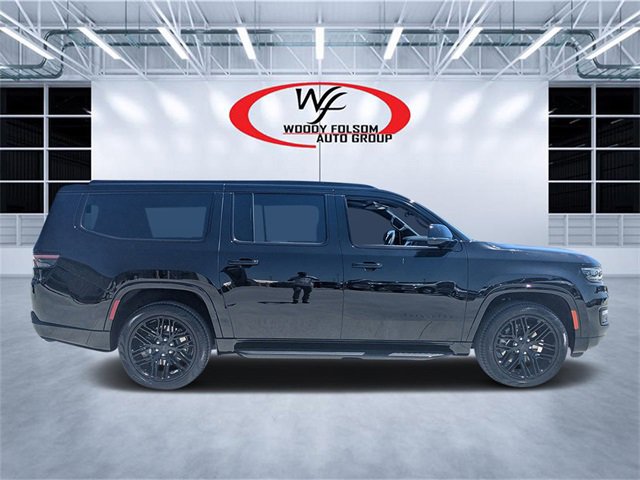New 2025 Jeep Wagoneer L Series II image 2
