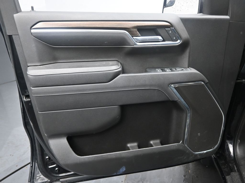 Used 2023 Chevrolet Silverado 1500 RST image 25
