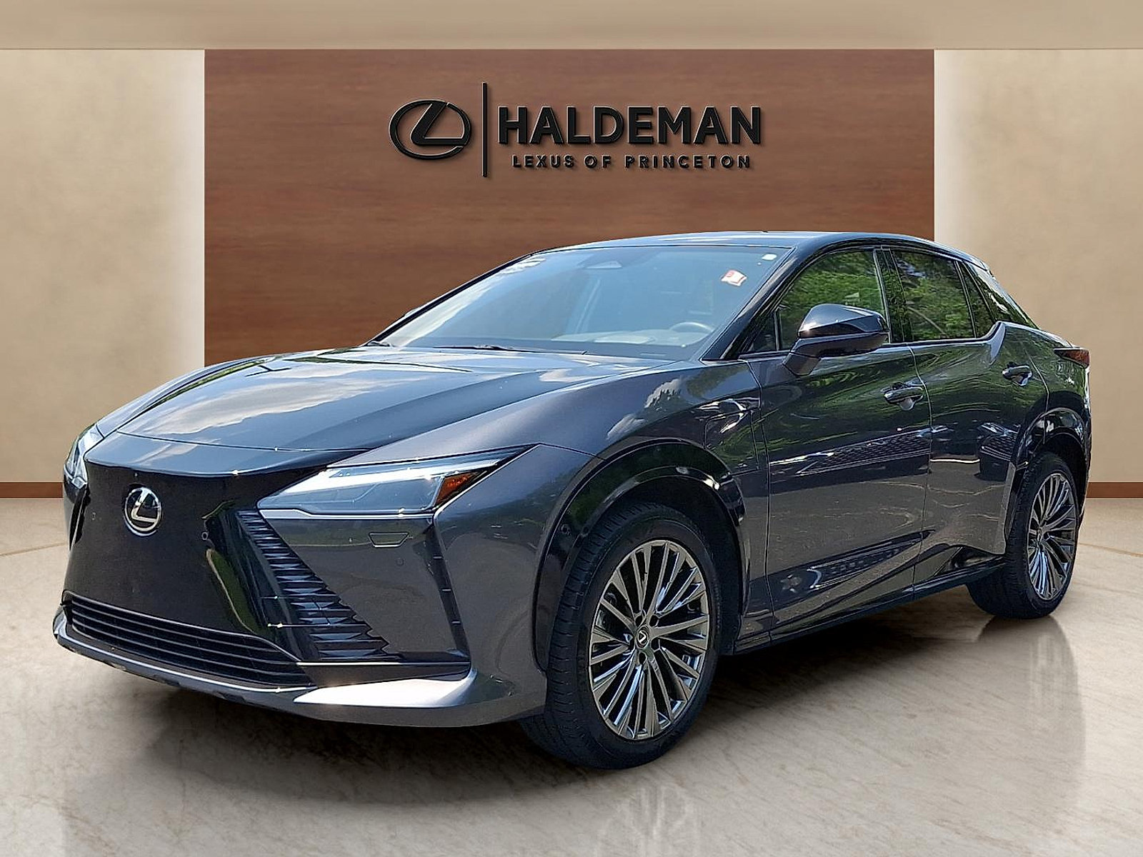 Certified 2023 Lexus RZ 450e Premium w/ Accessory Package (2T) AWD/4WD image 3