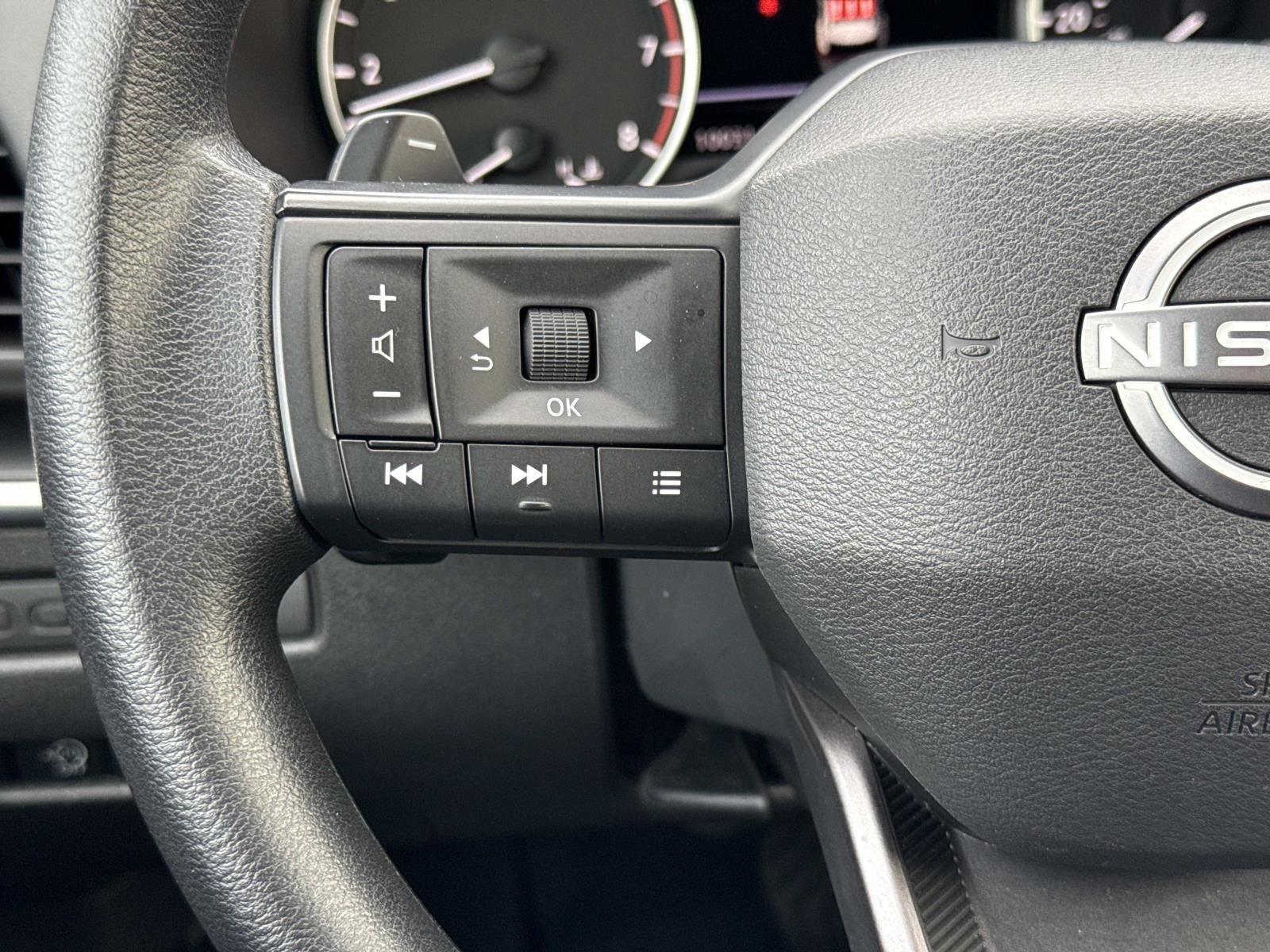 Certified 2025 Nissan Rogue S image 14