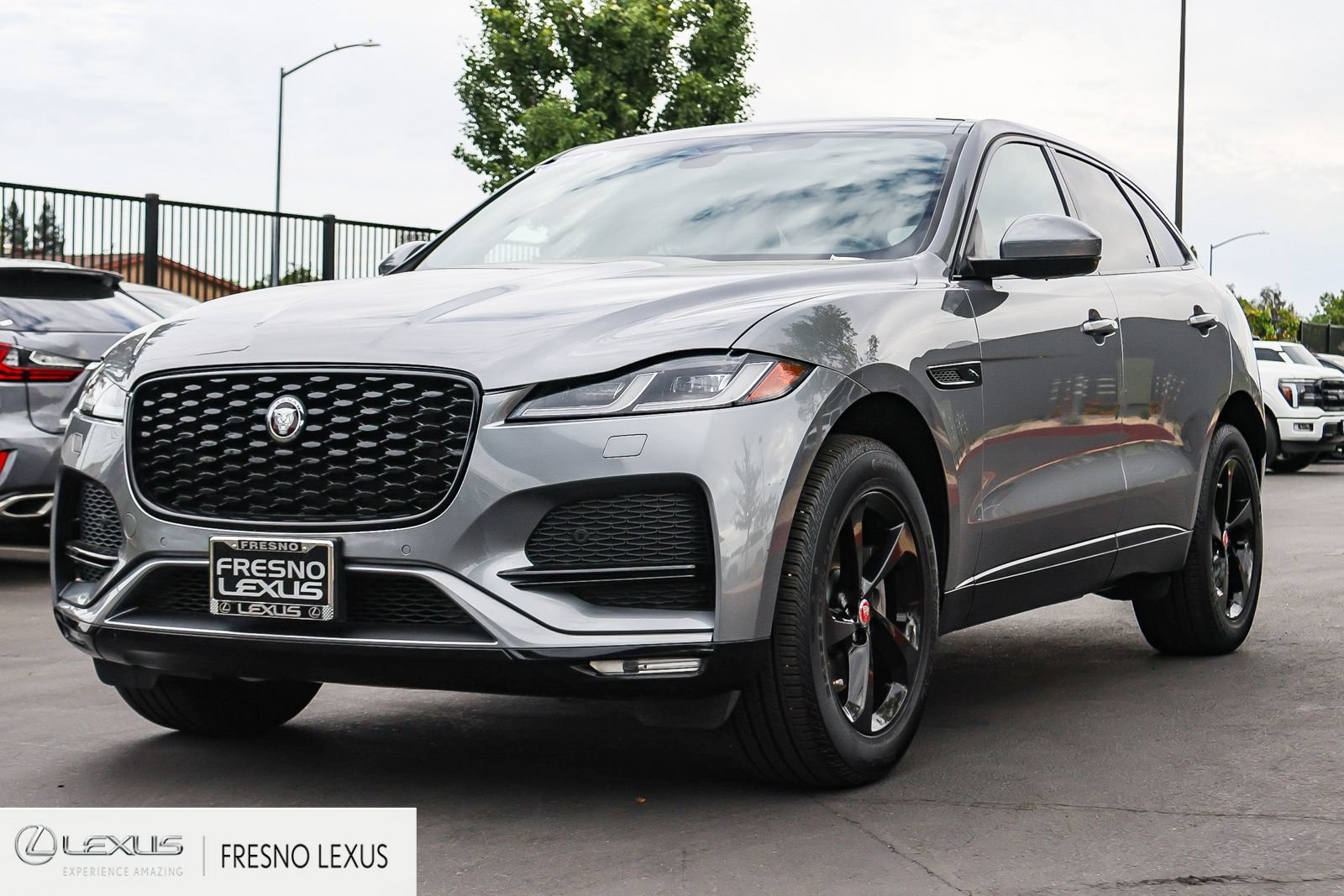 Used 2022 Jaguar F-PACE S AWD/4WD image 3