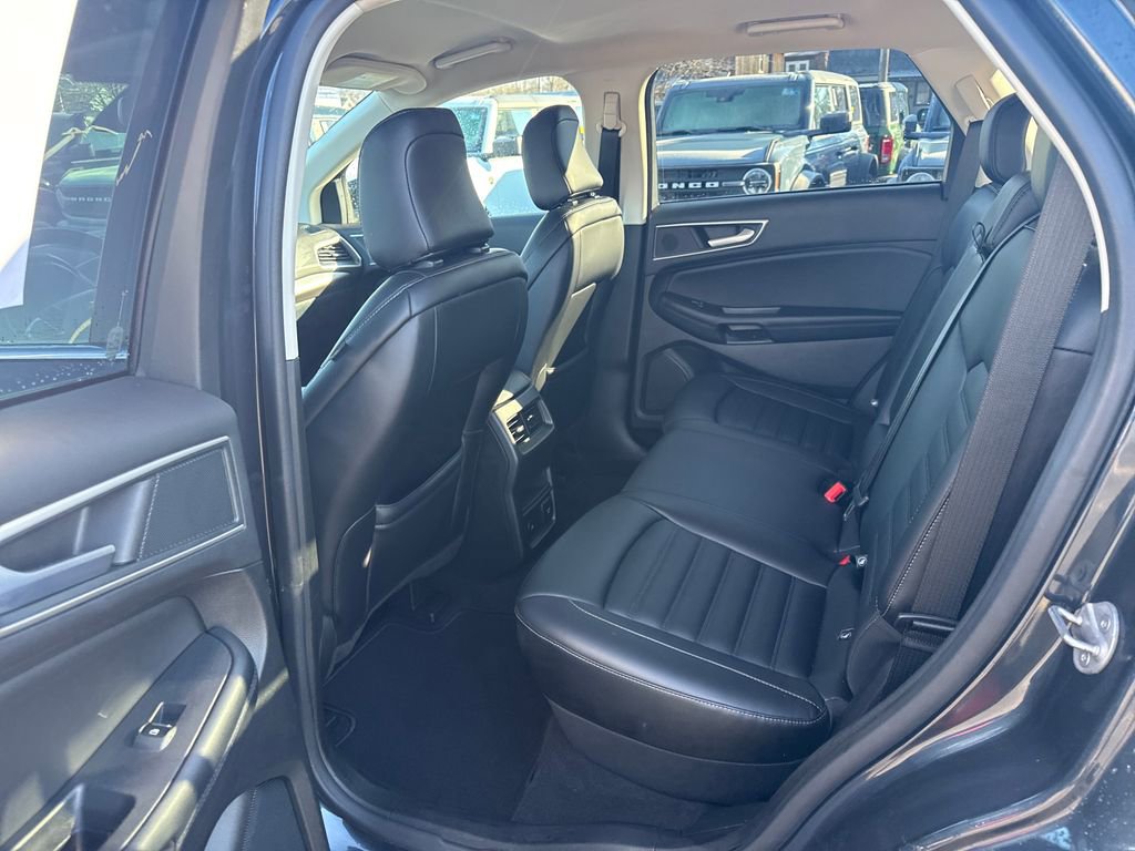 Used 2024 Ford Edge SEL w/ Convenience Package image 16