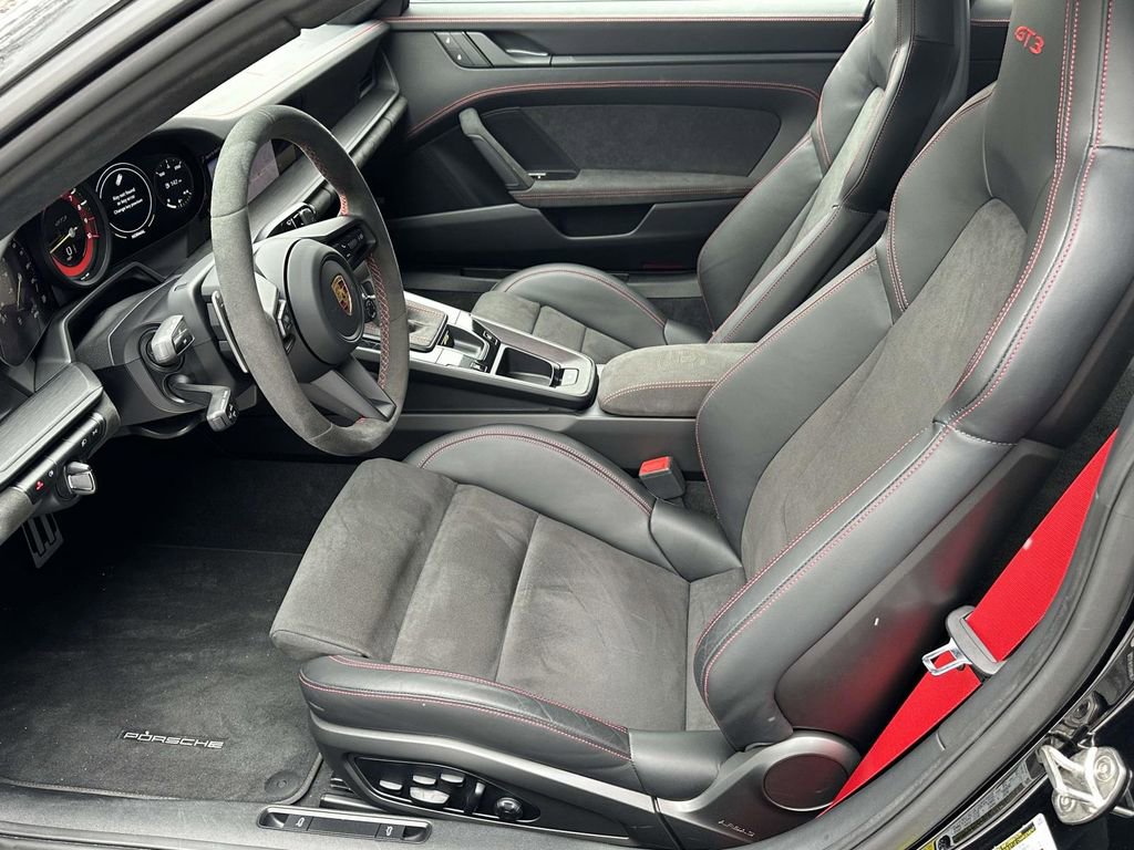 Used 2022 Porsche 911 GT3 RWD image 12
