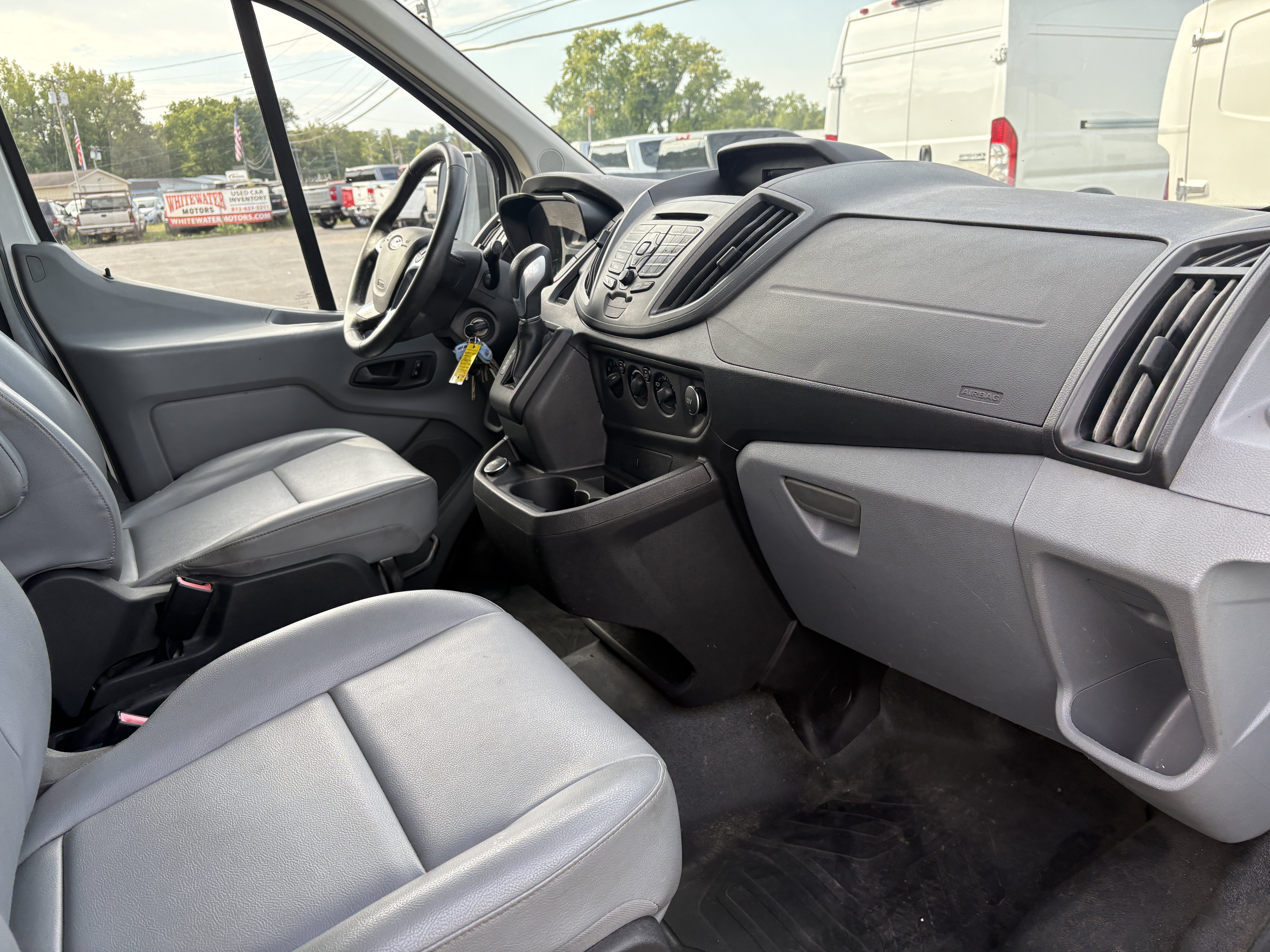 Used 2017 Ford Transit 150 130 Low Roof RWD image 24