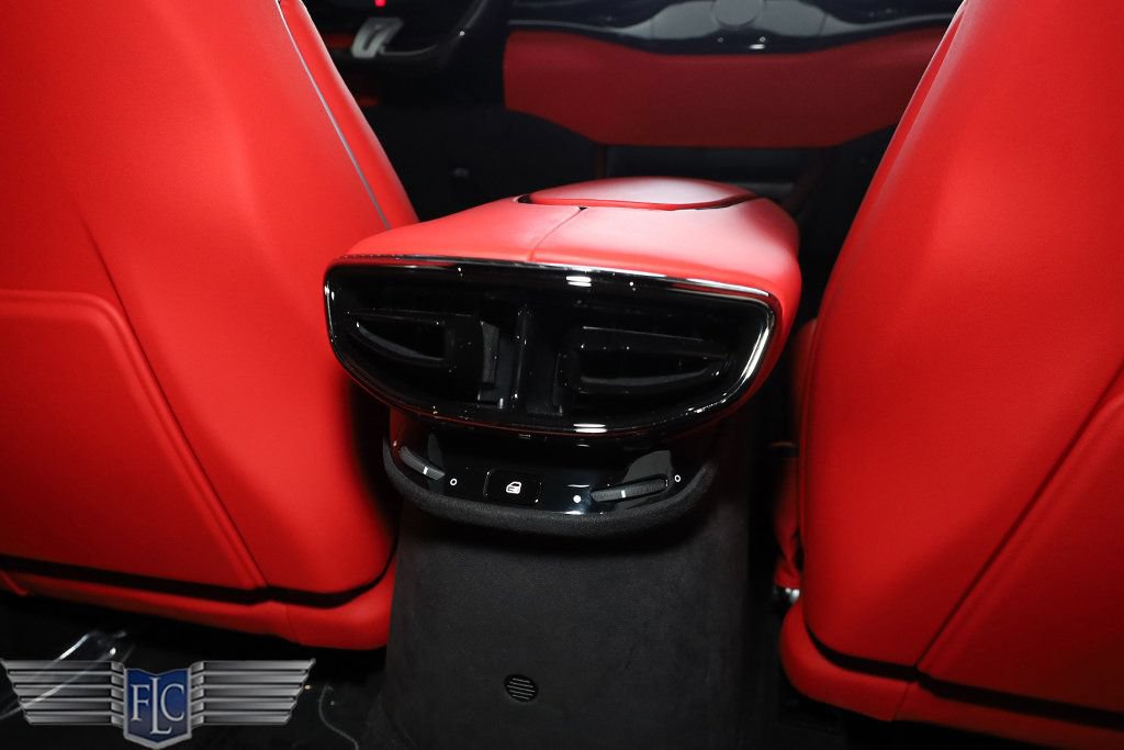 Used 2023 Ferrari Purosangue AWD/4WD image 21