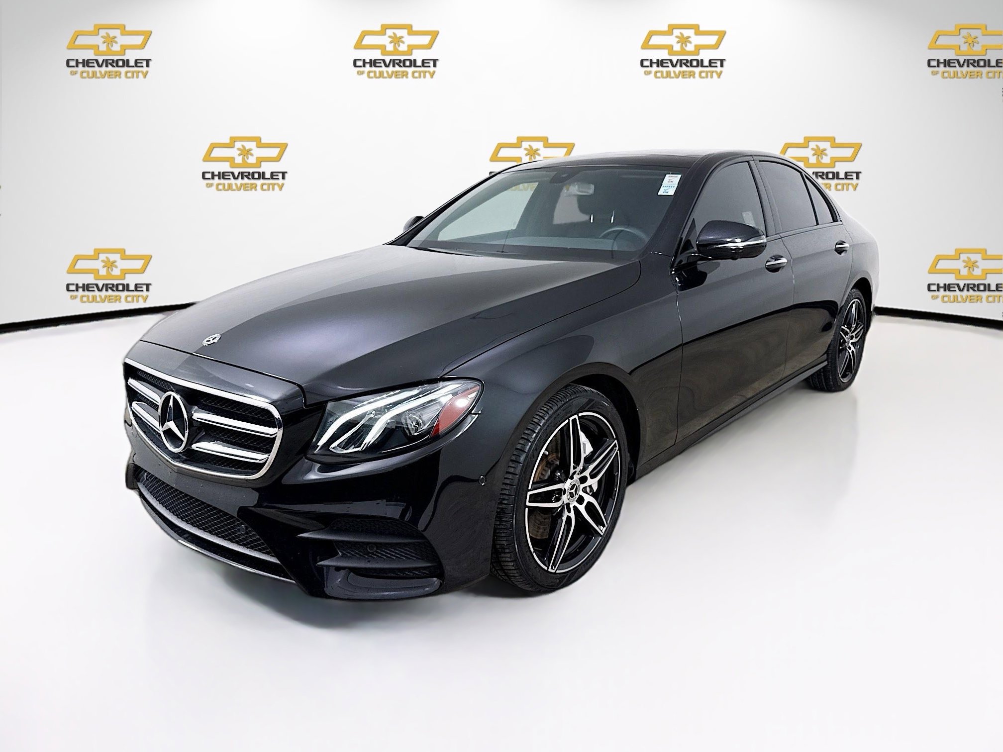 Used 2020 Mercedes-Benz E 450 4MATIC Sedan w/ Parking Assistance Package image 3