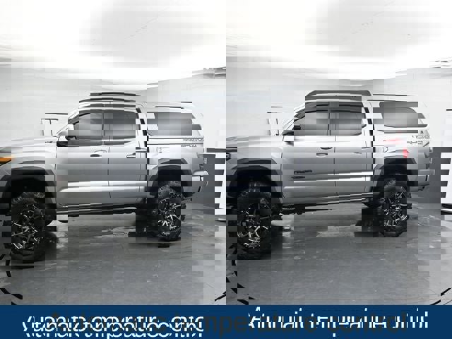 Used 2021 Toyota Tacoma TRD Off-Road w/ Technology Package image 7