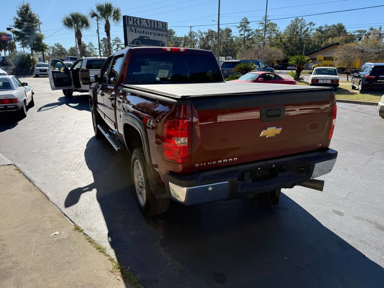 Used 2014 Chevrolet Silverado 2500 LT w/ Interior Plus Package image 8