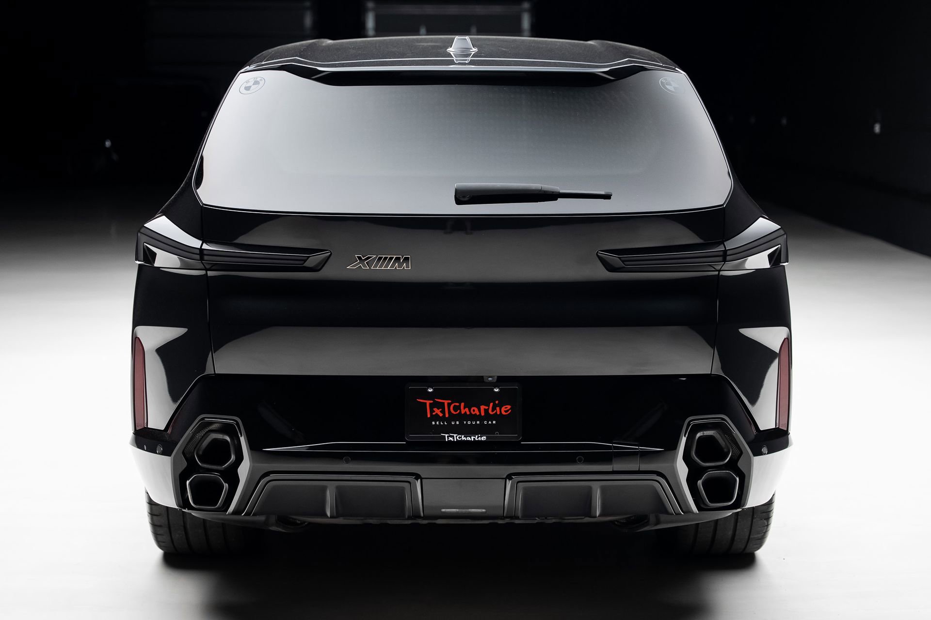 Used 2023 BMW XM w/ M Driver's Package image 28