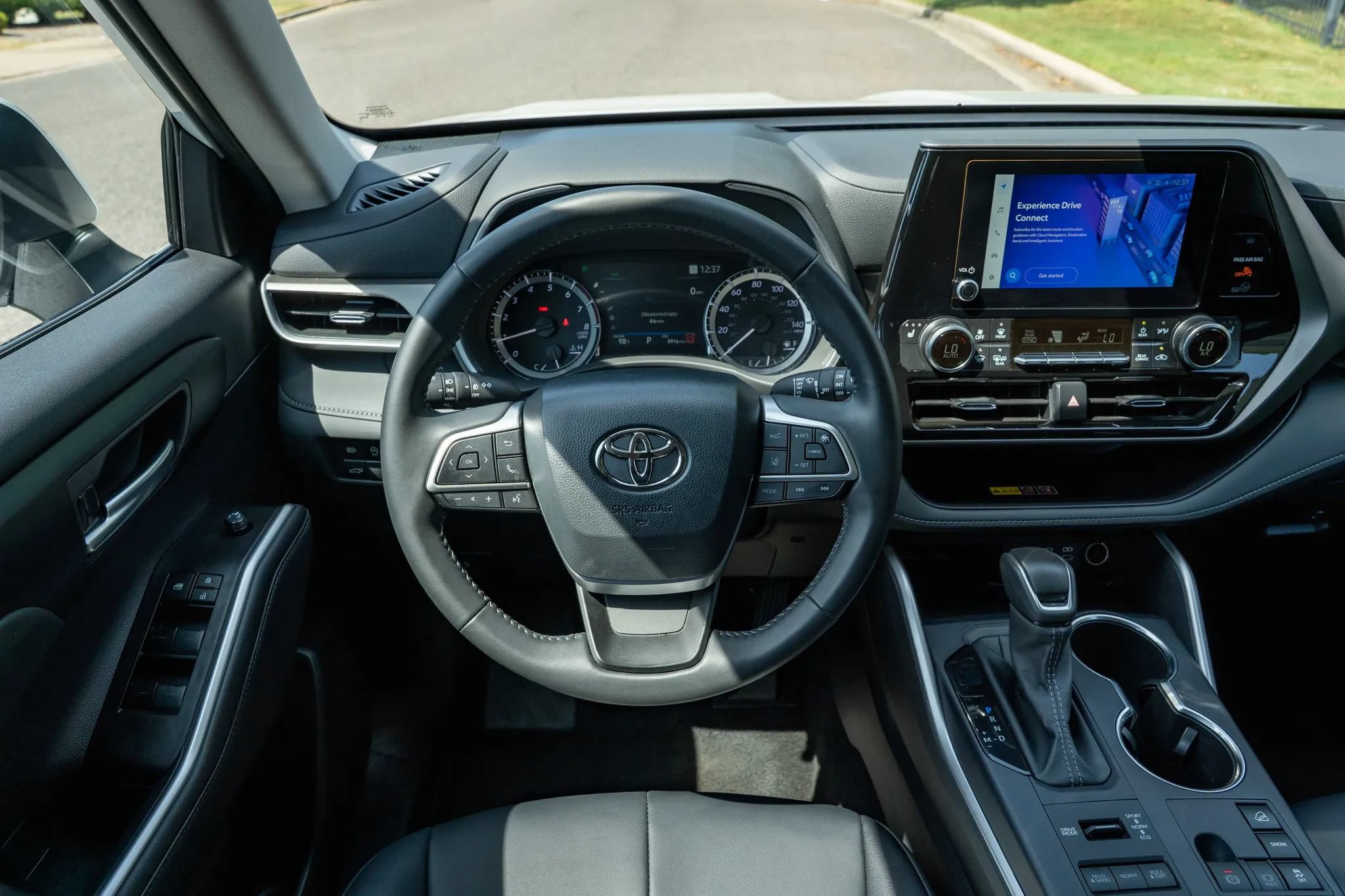 Used 2026 Toyota Highlander XLE AWD/4WD image 20