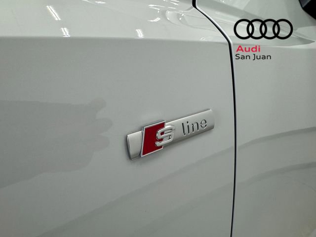 Used 2025 Audi Q3 2.0T Premium w/ Convenience Package image 6