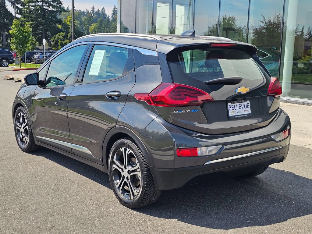 Used 2017 Chevrolet Bolt Premier w/ Driver Confidence II Package FWD image 3