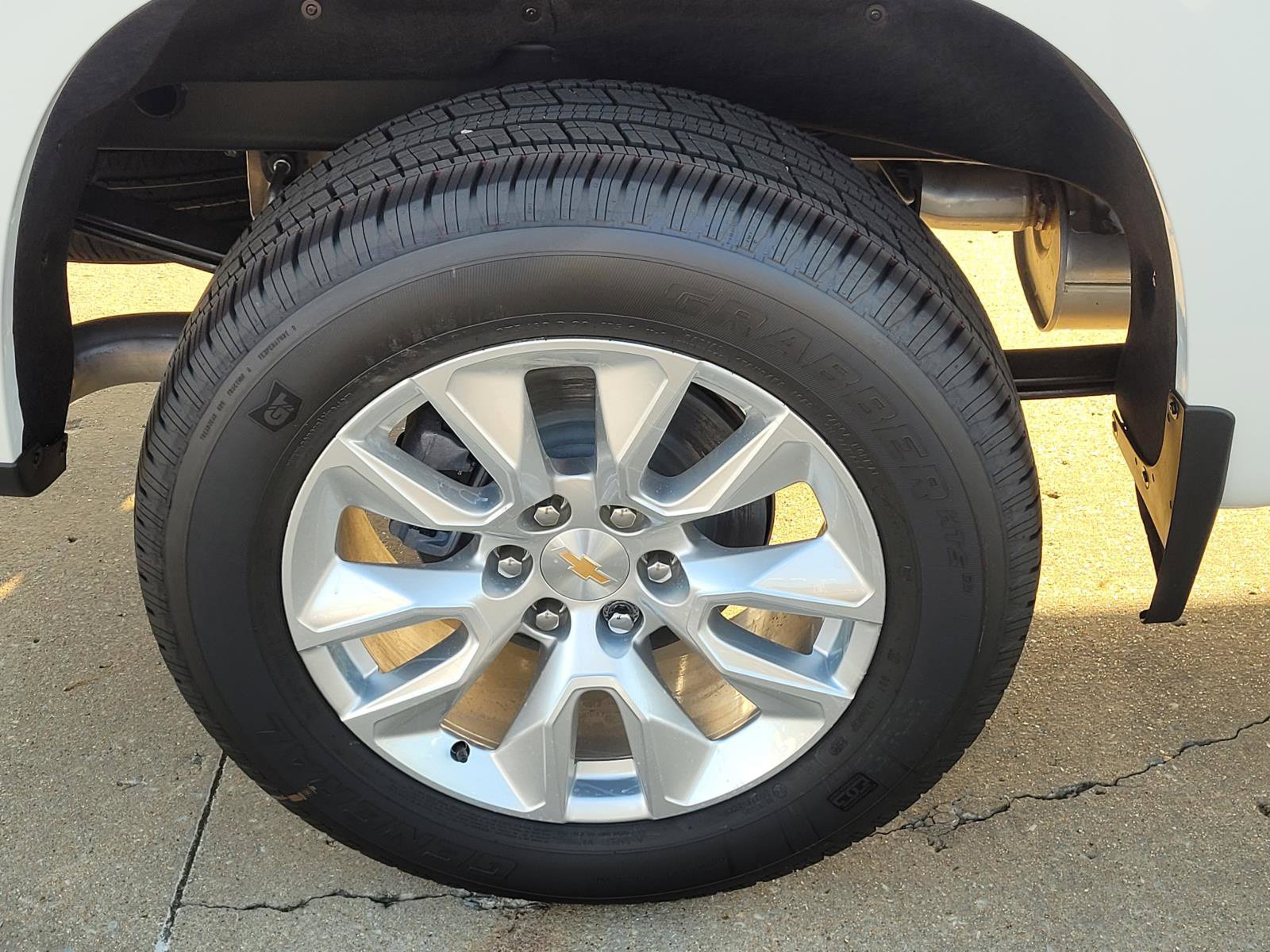 New 2026 Chevrolet Silverado 1500 Custom RWD image 5