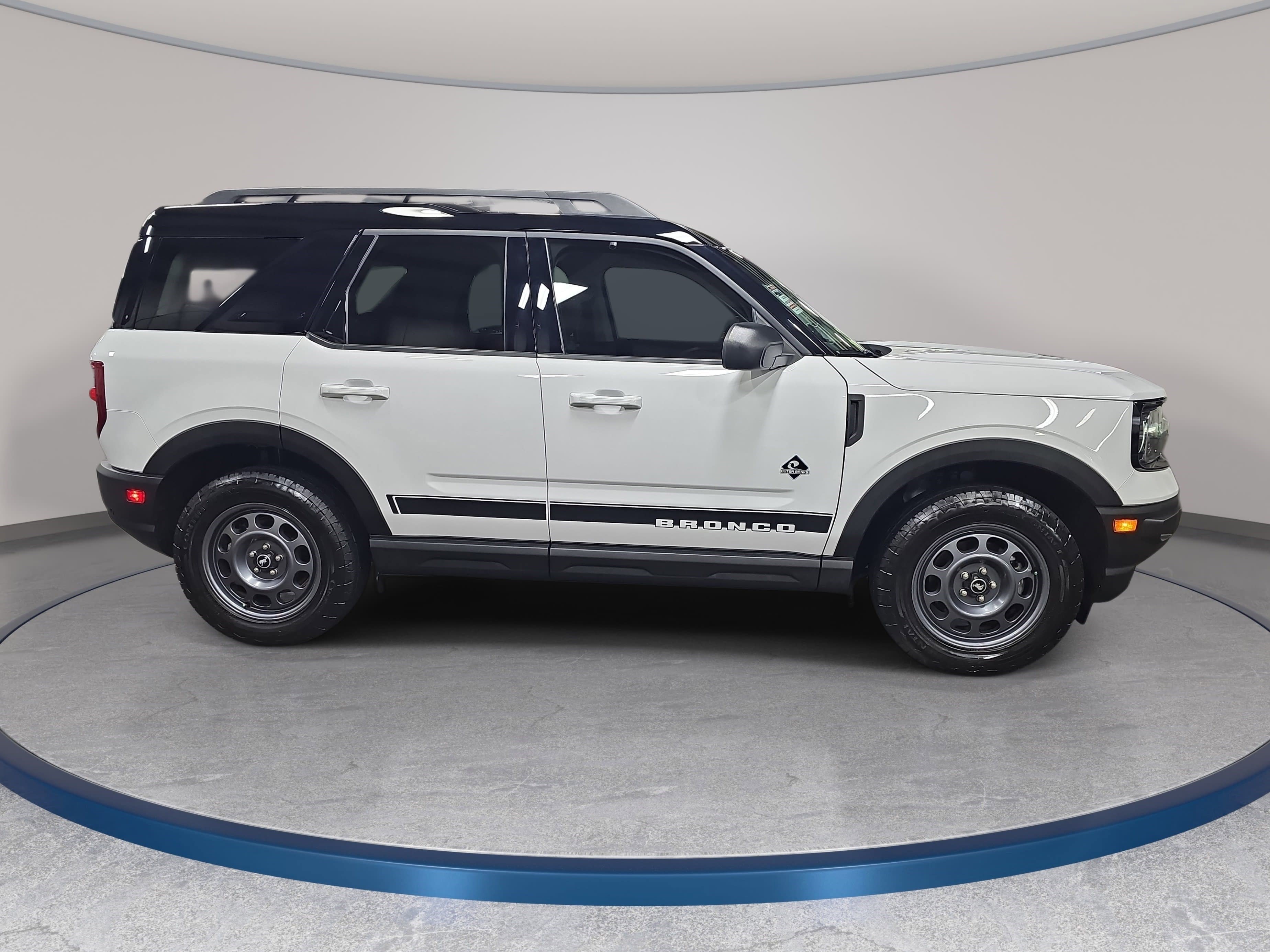 Used 2023 Ford Bronco Sport Outer Banks AWD/4WD image 4