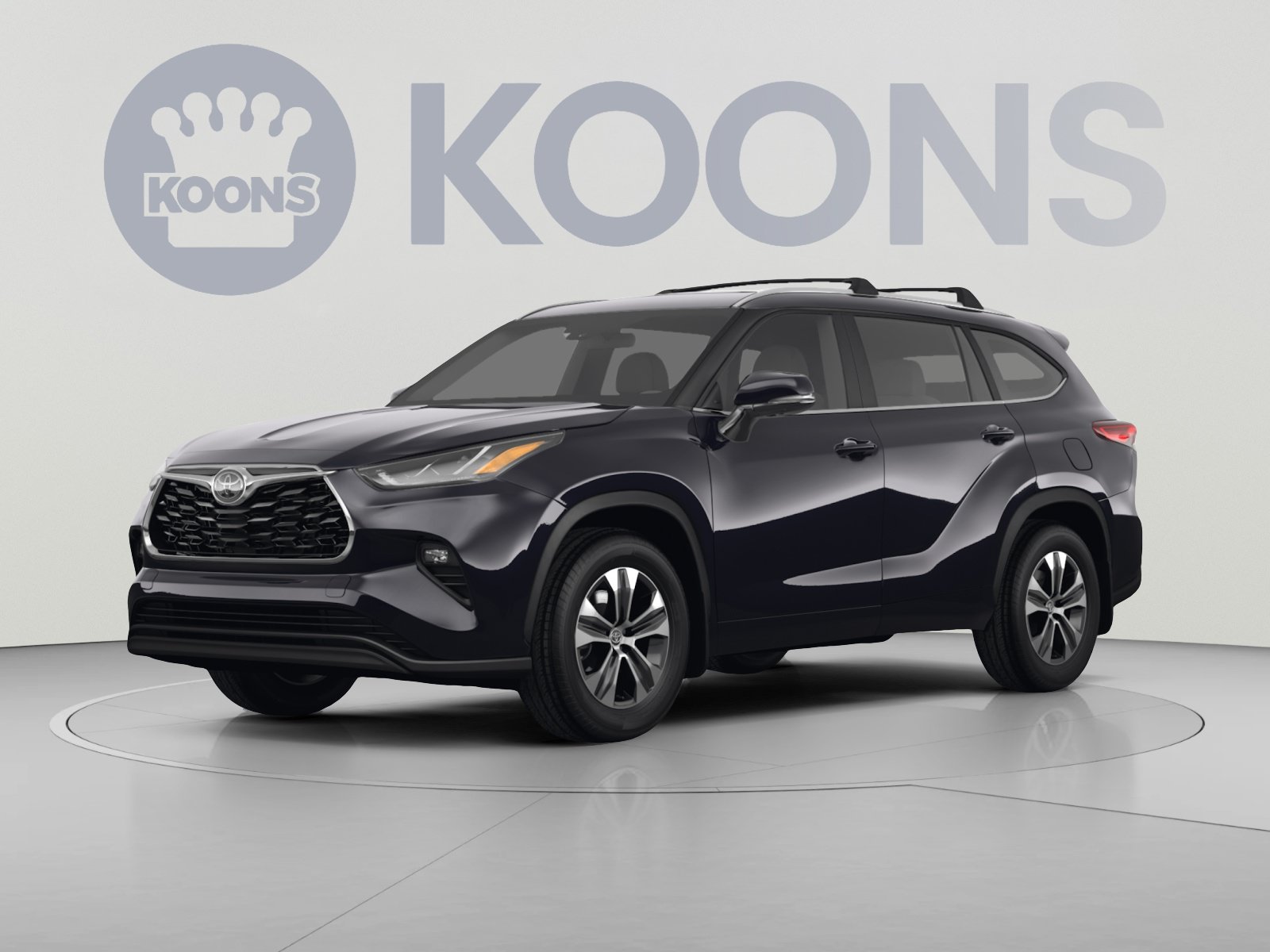 Used 2024 Toyota Highlander XLE AWD/4WD image 1
