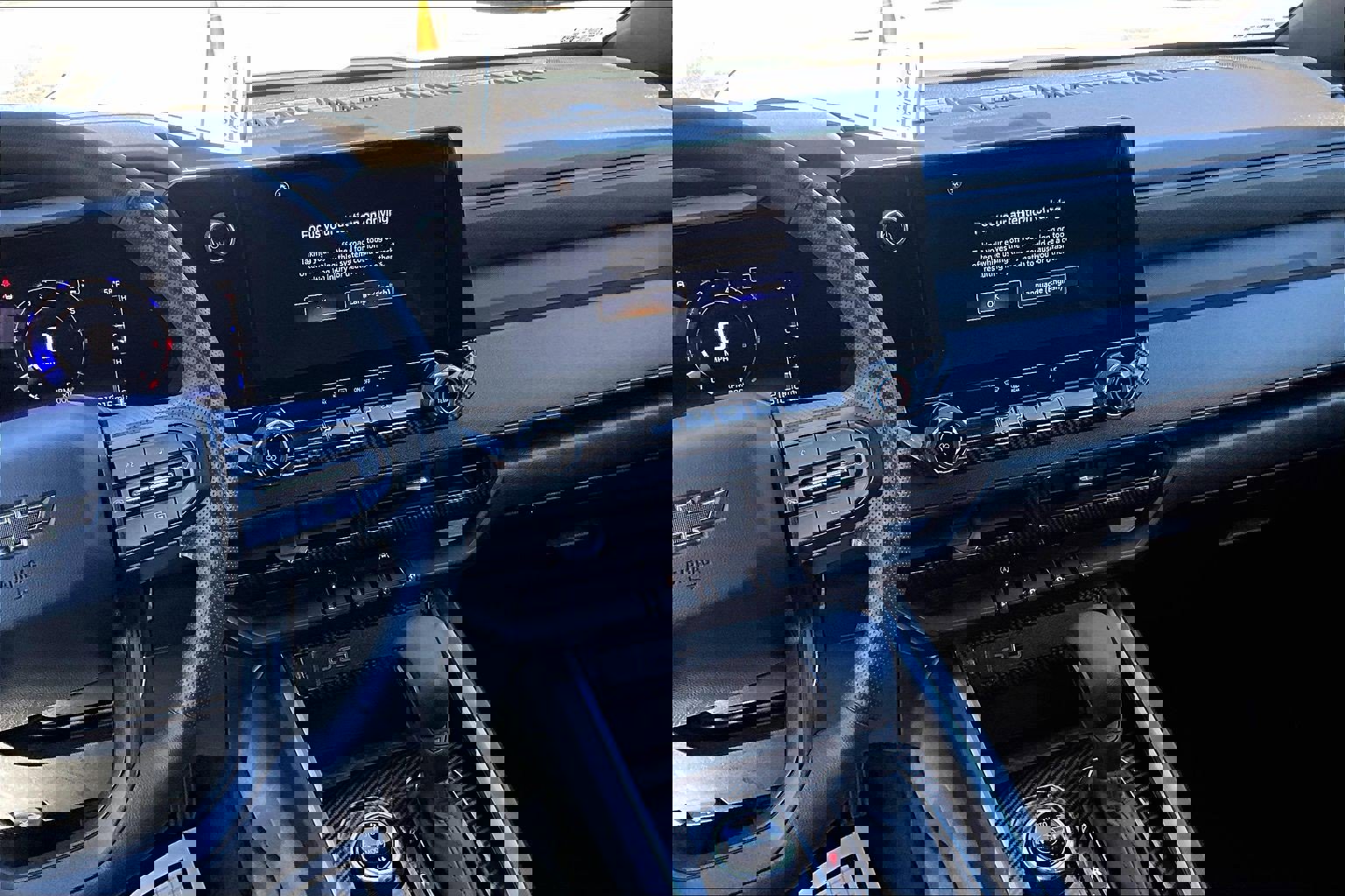 Used 2023 Chevrolet Colorado Trail Boss w/ Technology Package image 6