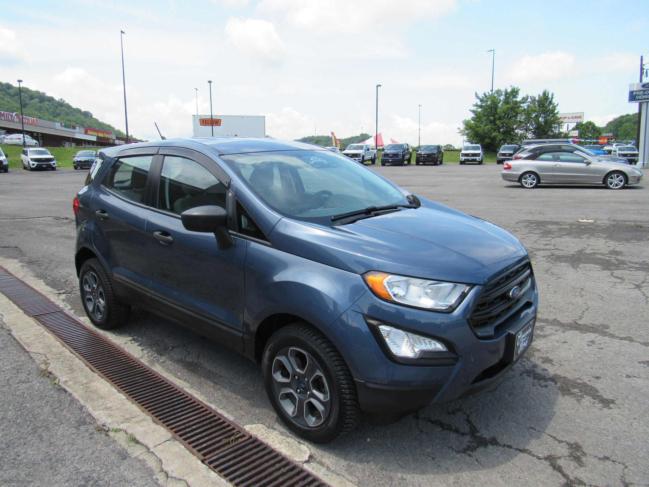 Used 2021 Ford EcoSport S AWD/4WD image 4