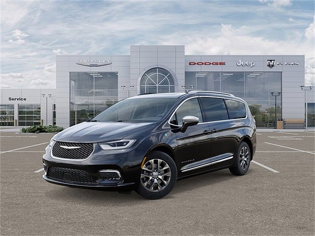 New 2026 Chrysler Pacifica Pinnacle image 1