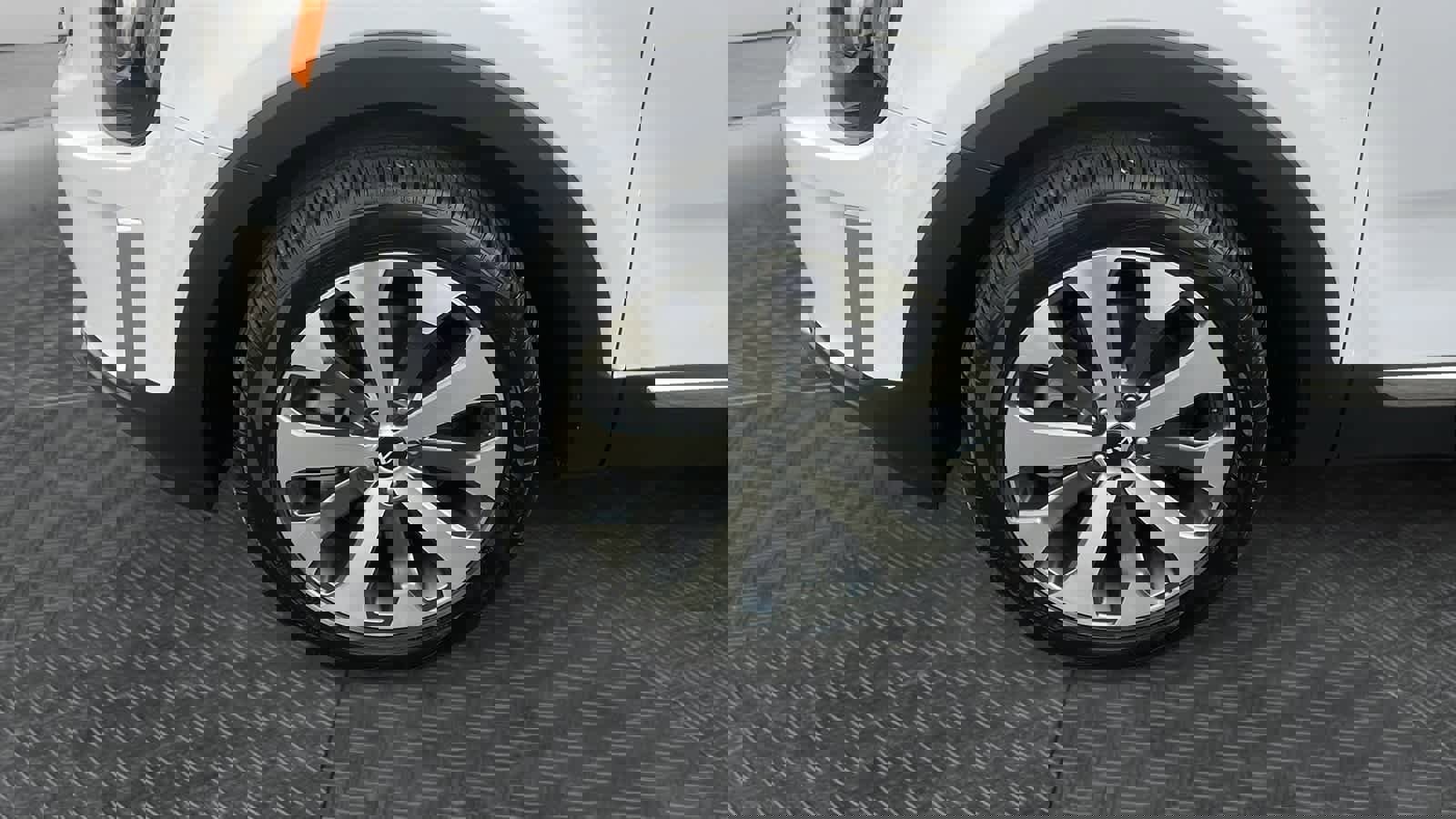 Used 2022 Kia Telluride EX w/ EX Premium Package image 10