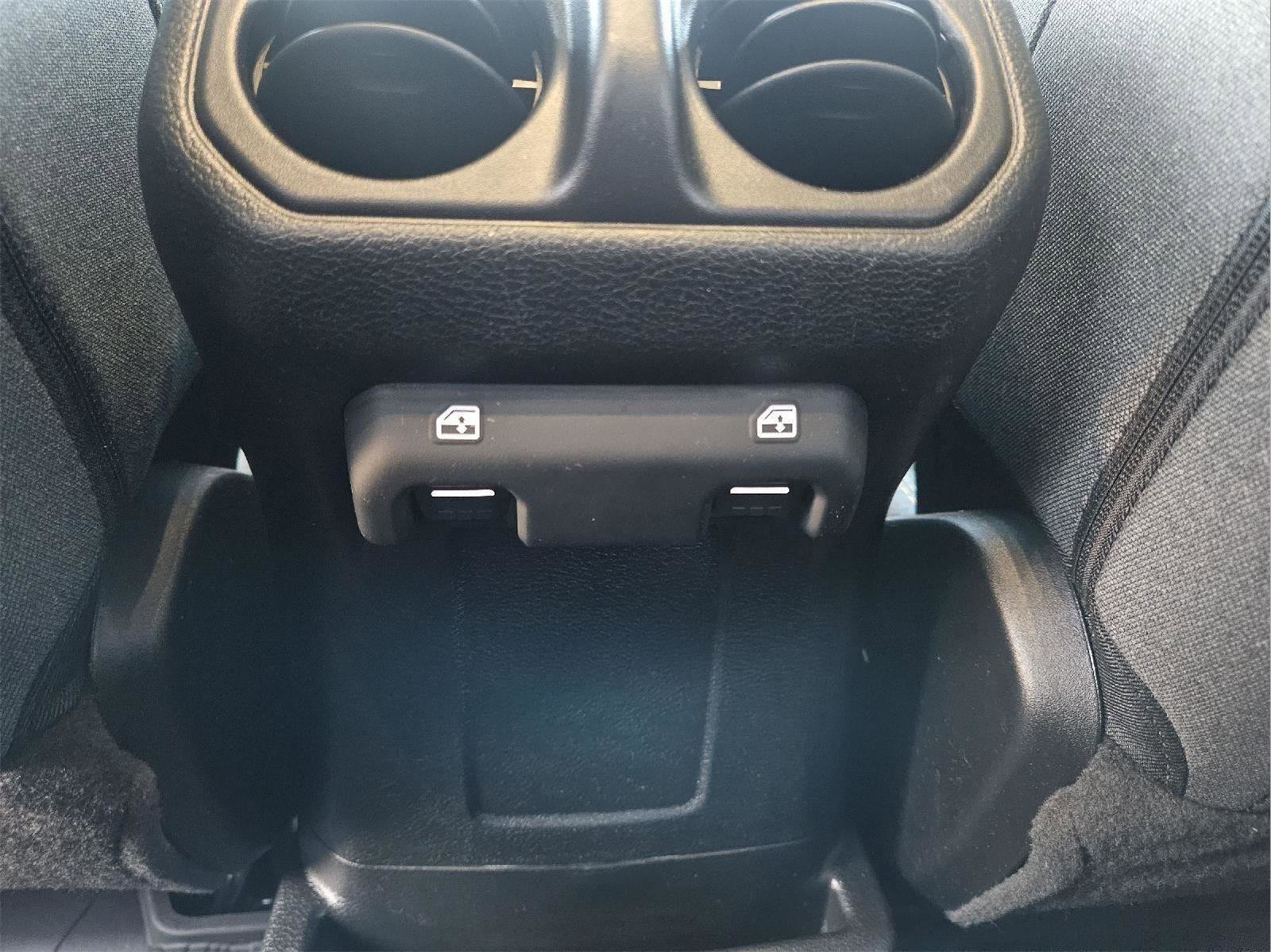 Used 2025 Jeep Wrangler Willys image 65