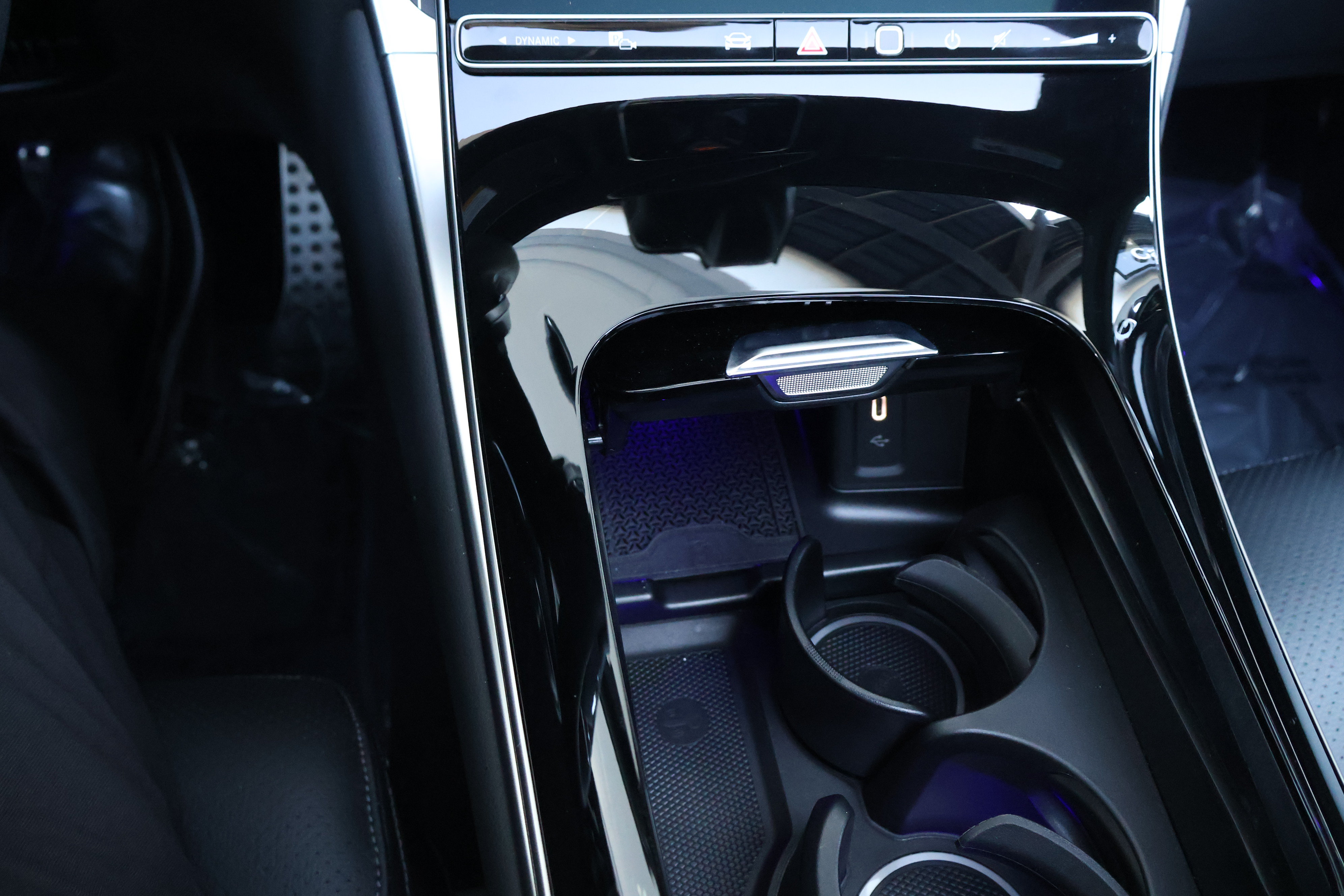 Certified 2024 Mercedes-Benz GLC 300 4MATIC image 41