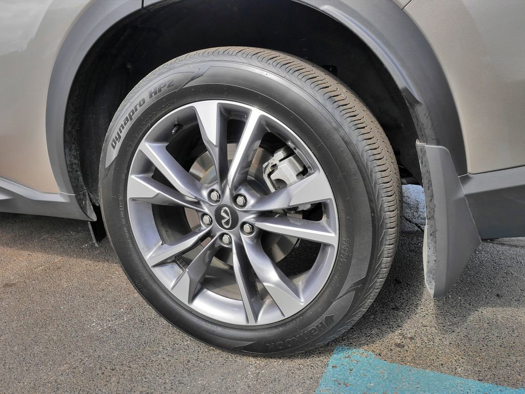 Used 2024 INFINITI QX60 Luxe w/ Vision Package image 9