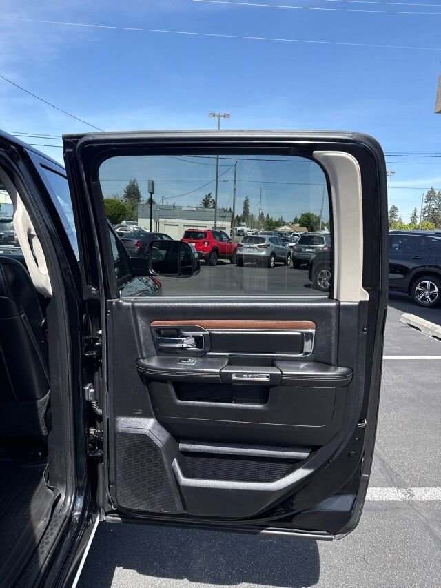 Used 2013 RAM 1500 Laramie w/ Convenience Group AWD/4WD image 13