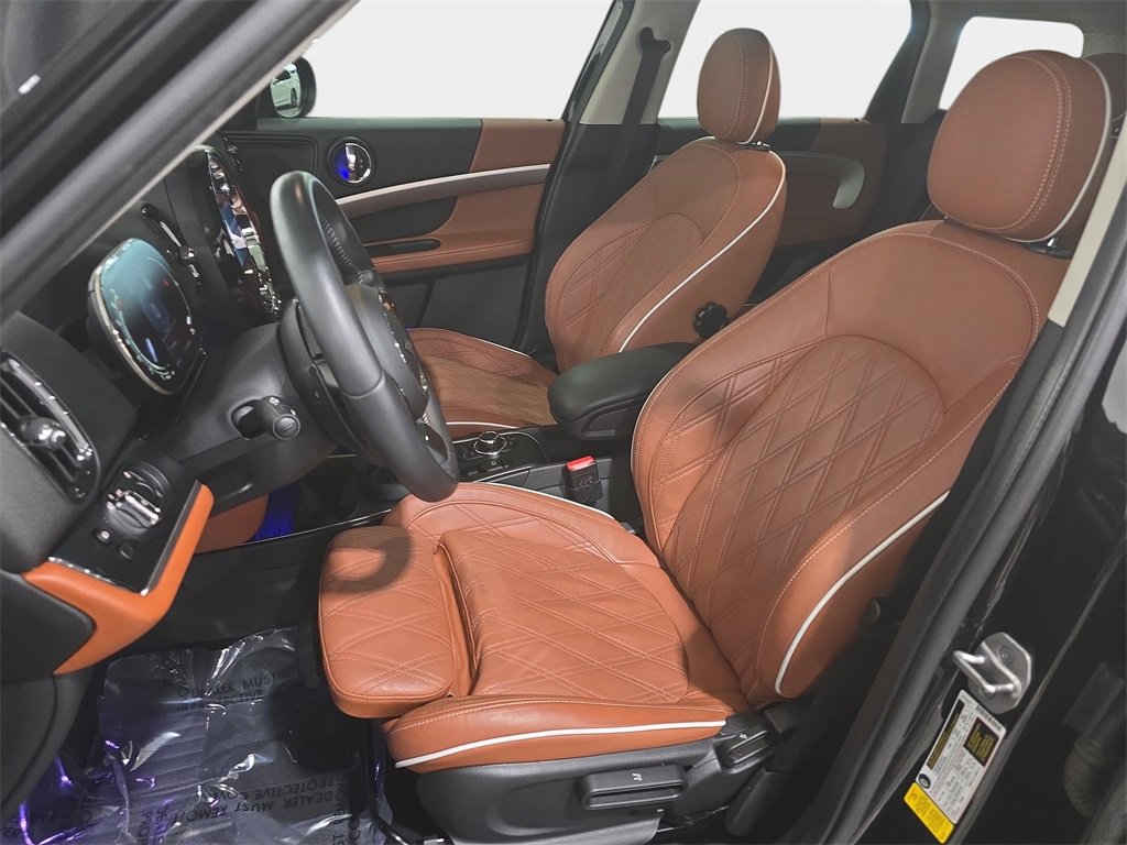 Used 2023 MINI Cooper Countryman S w/ Signature Upholstery Package image 14