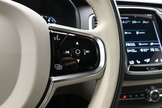 Used 2020 Volvo XC90 T6 Momentum w/ Protection Package Premier AWD/4WD image 24