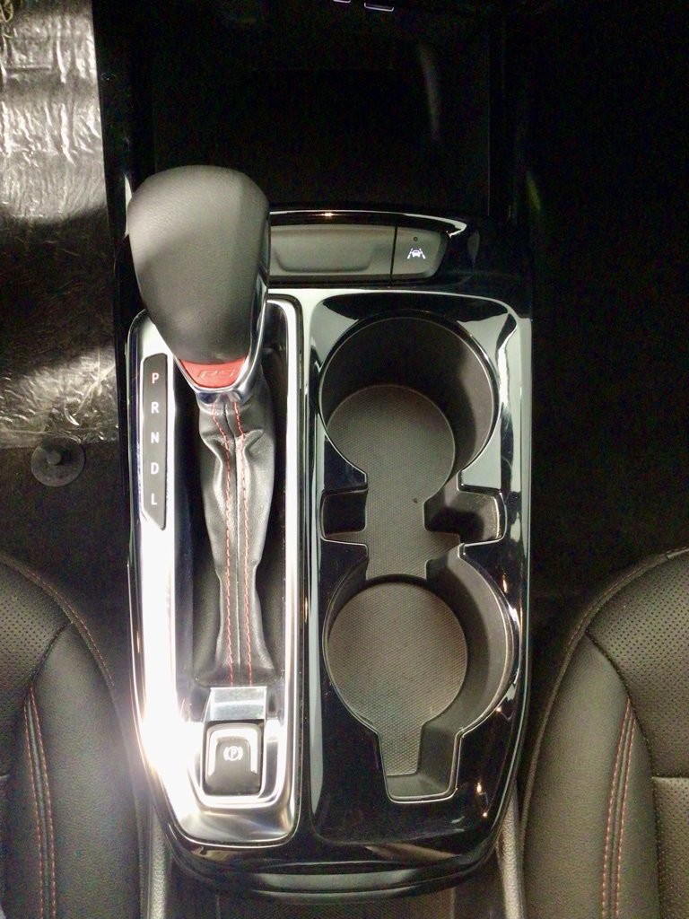 Used 2025 Chevrolet Trax RS image 24