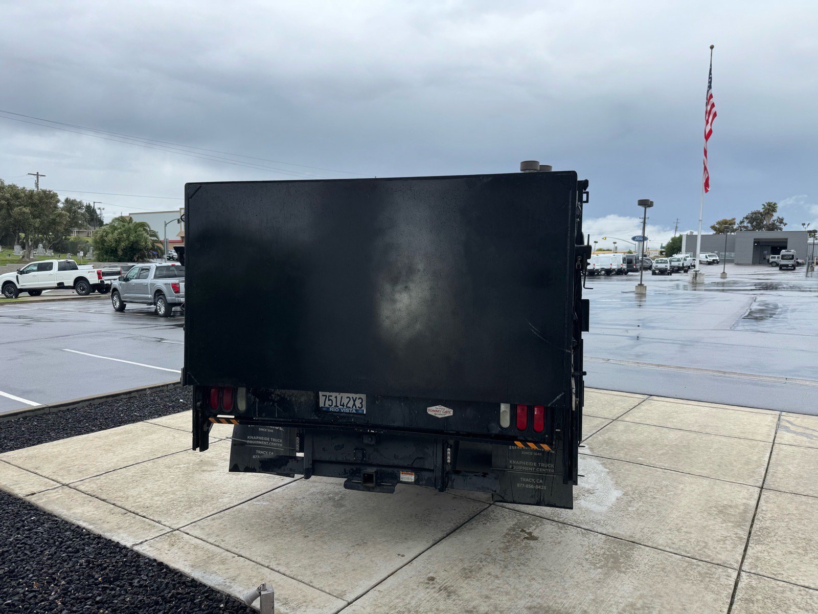 Used 2019 Ford F350 XL w/ Power Equipment Group RWD image 4