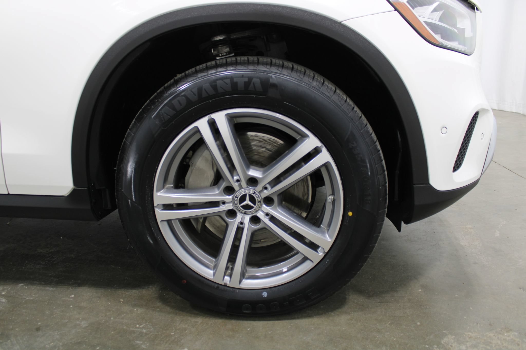 Used 2021 Mercedes-Benz GLC 300 image 5