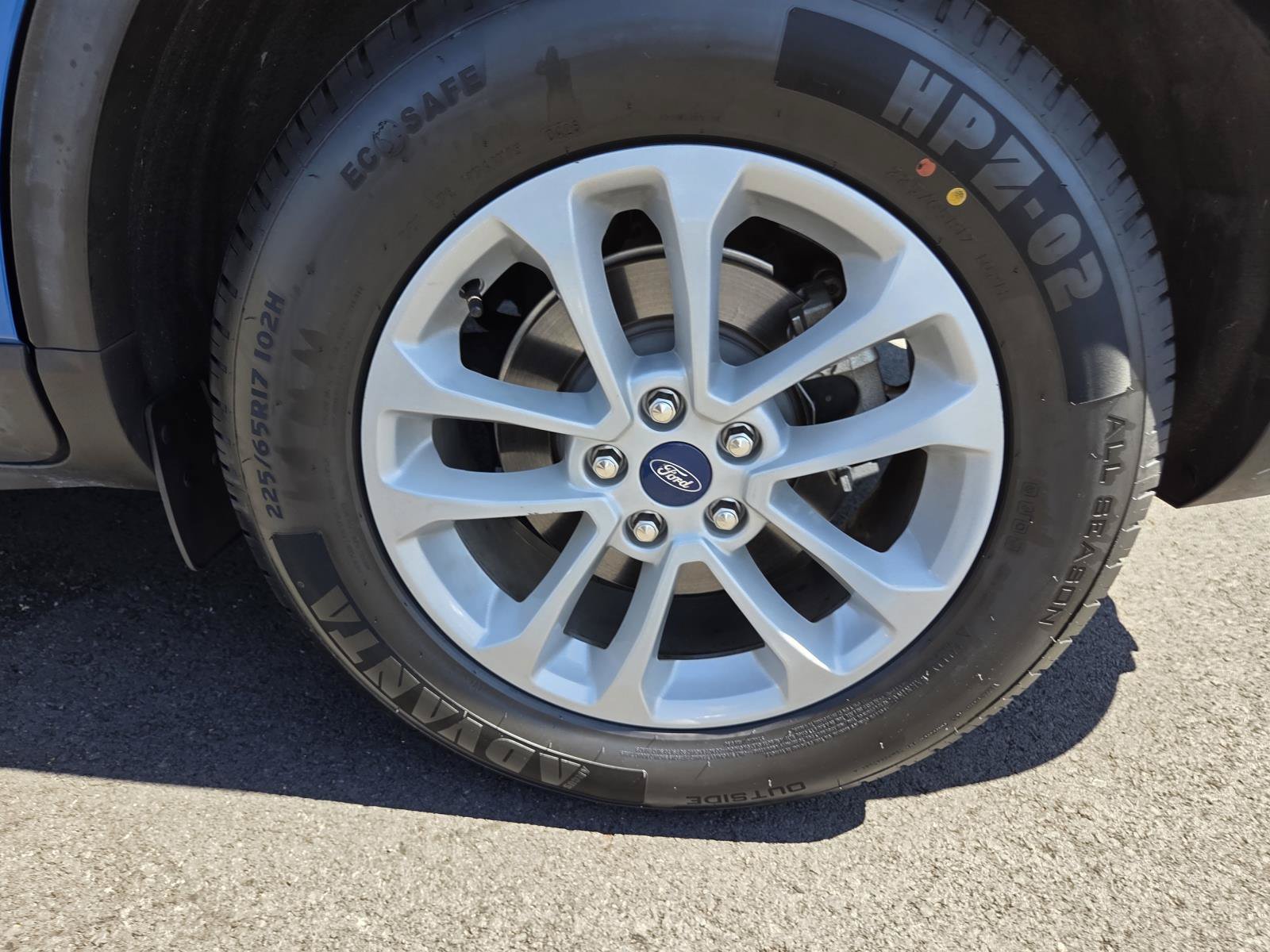 Used 2020 Ford Escape SE FWD image 9