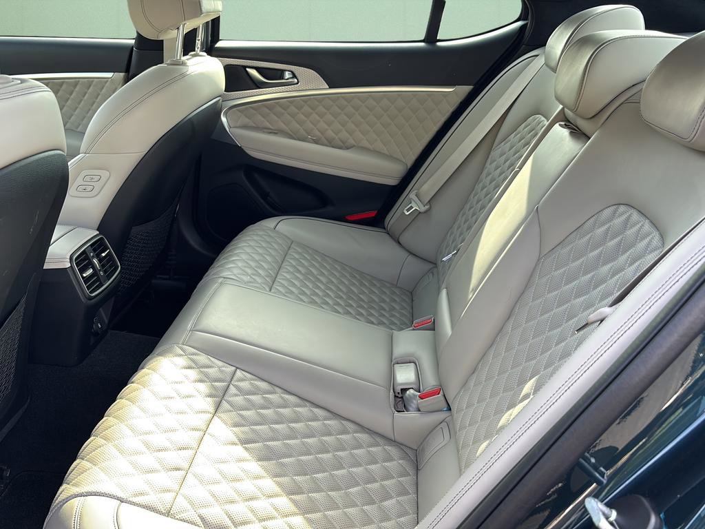 Used 2023 Genesis G70 3.3T w/ Sport Prestige Package image 21
