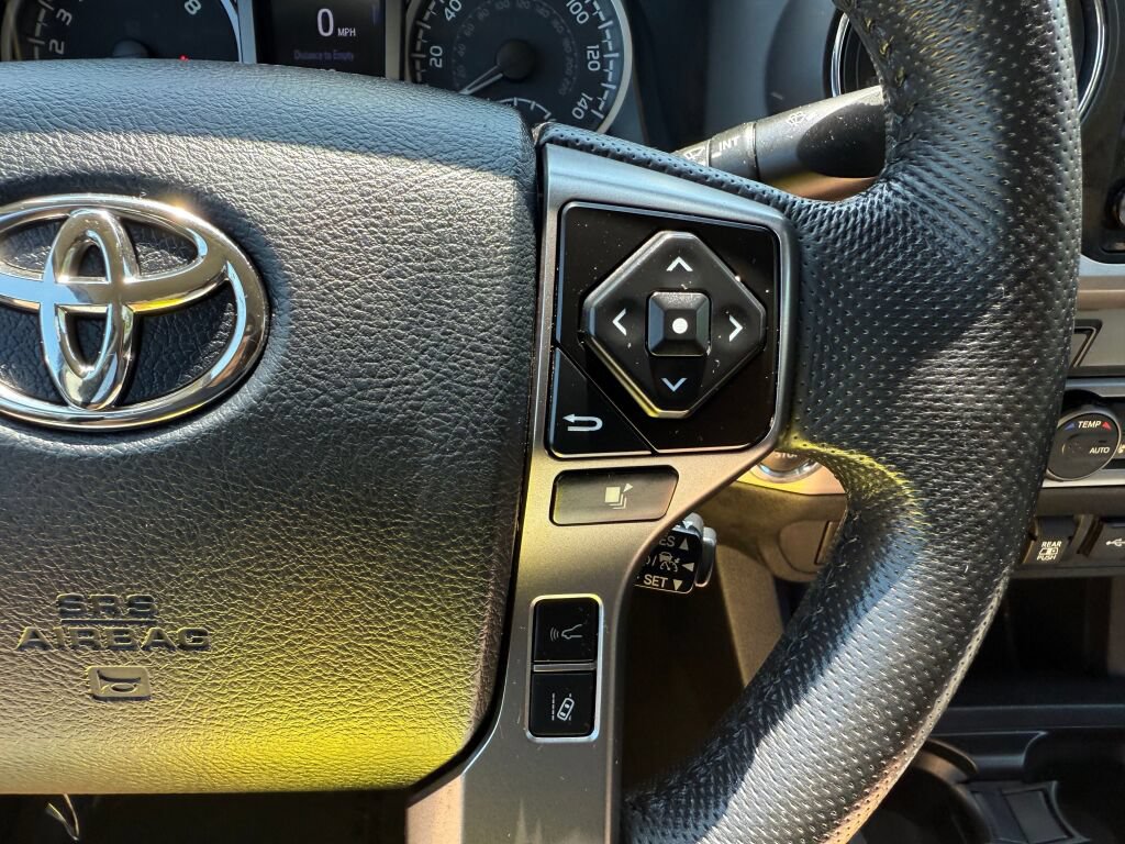 Used 2023 Toyota Tacoma SR5 w/ Technology Package AWD/4WD image 15