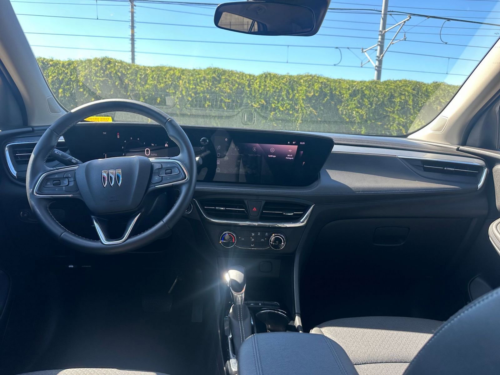 Used 2025 Buick Encore GX Preferred image 31