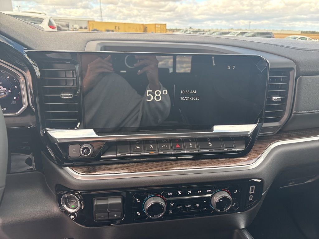 New 2026 Chevrolet Silverado 1500 LT image 28