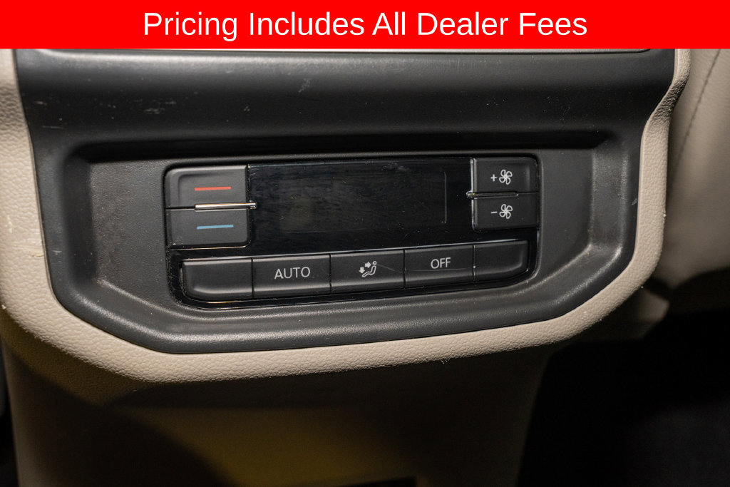 Used 2024 Volkswagen Atlas SE w/ Panoramic Sunroof Package AWD/4WD image 6