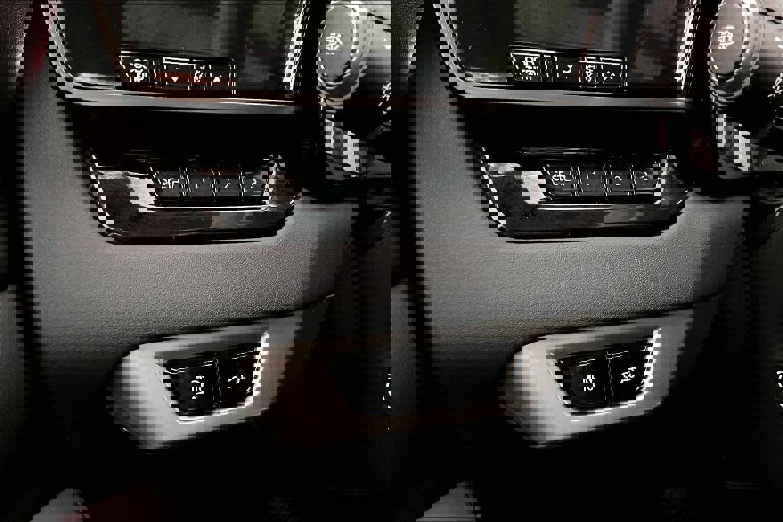 Used 2025 Lexus RX 350 Premium Plus image 34