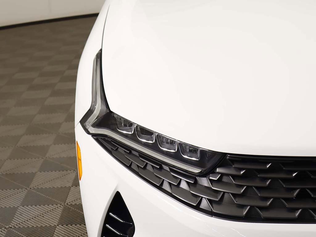 Used 2024 Kia K5 LXS image 12