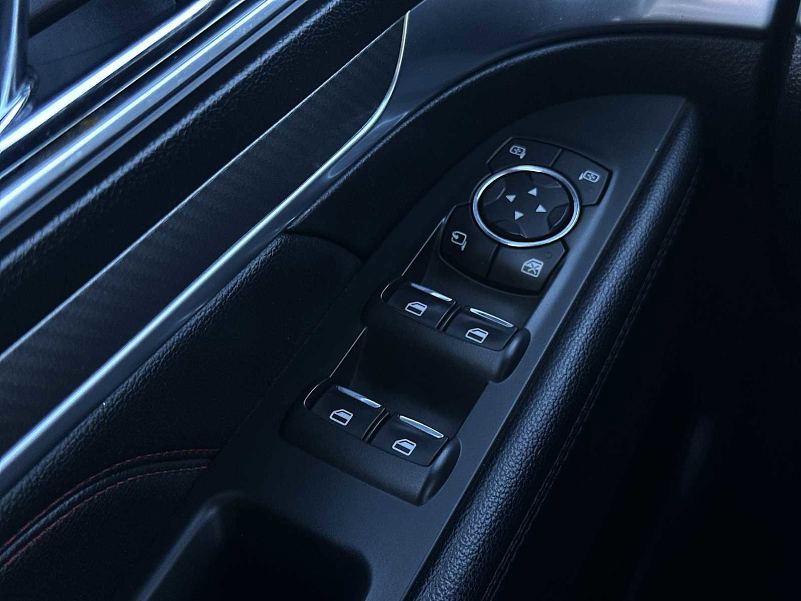 Used 2018 Ford Explorer Sport w/ Equipment Group 401A image 15